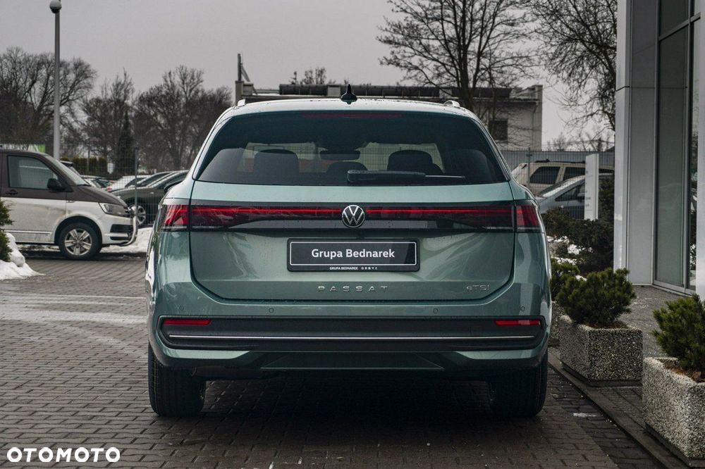 Volkswagen Passat Variant - 7