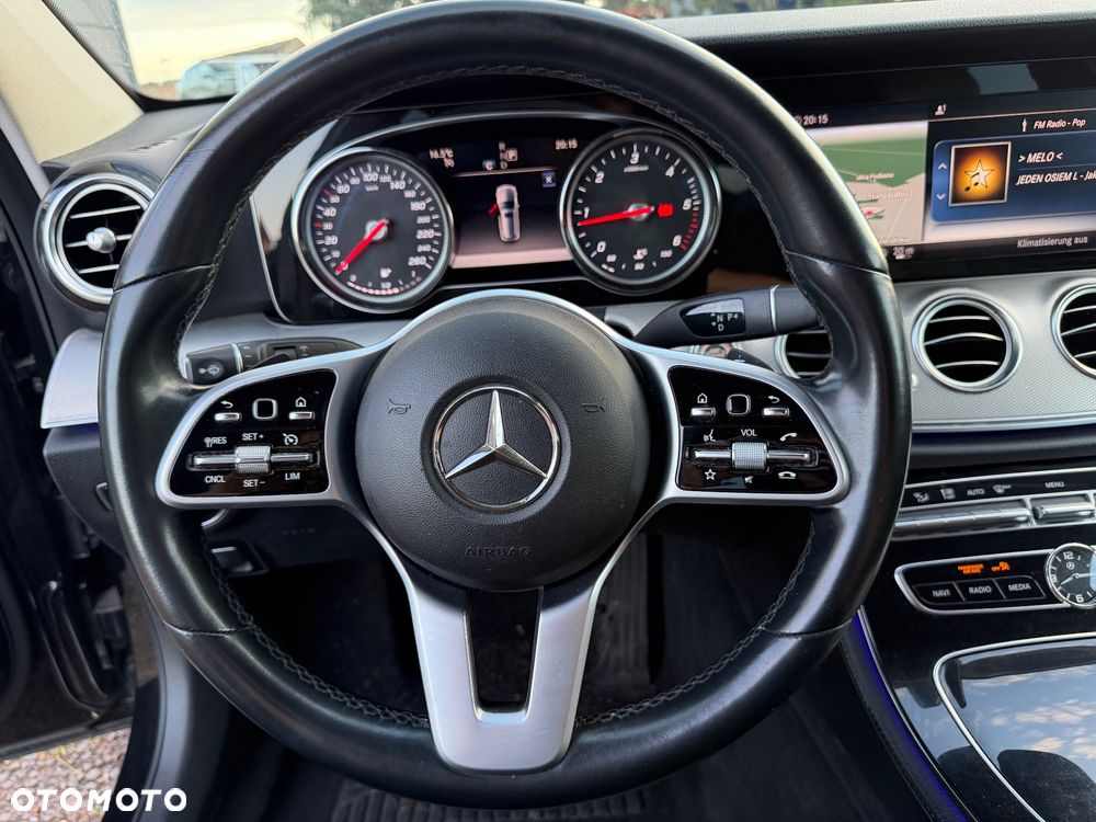 Mercedes-Benz Klasa E 220 d 9G-TRONIC Avantgarde - 30