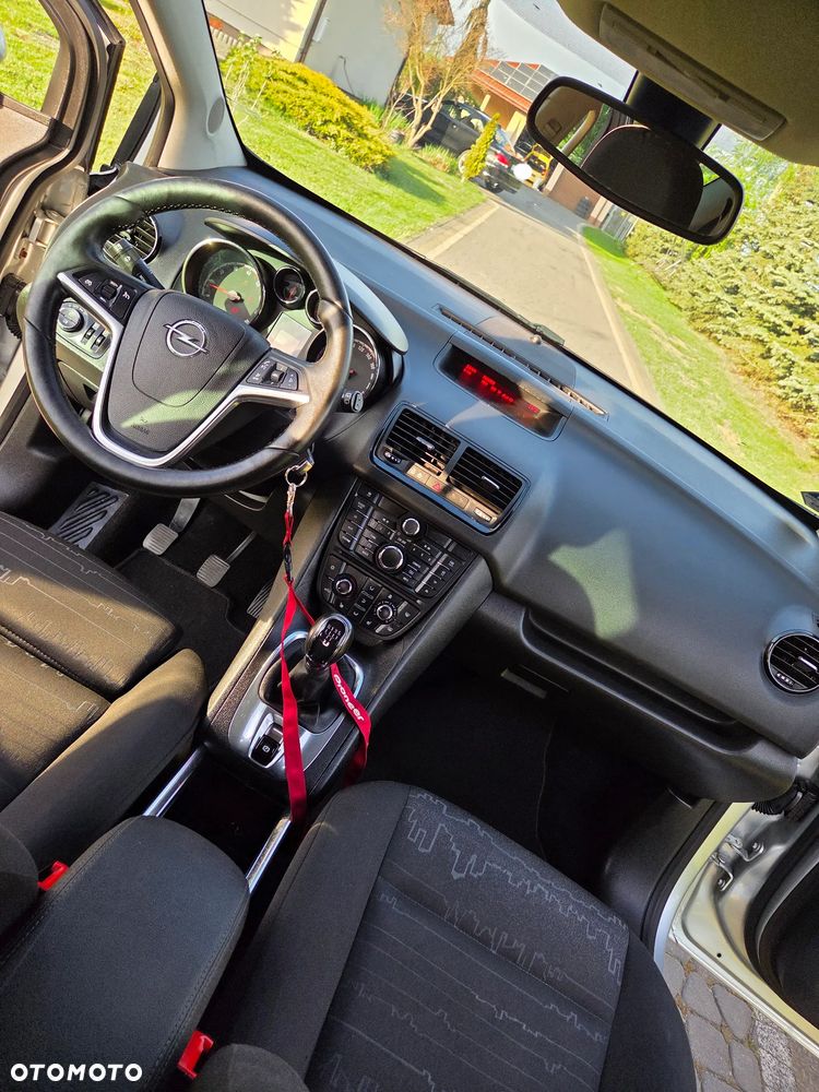 Opel Meriva 1.4 150 Jahre - 15