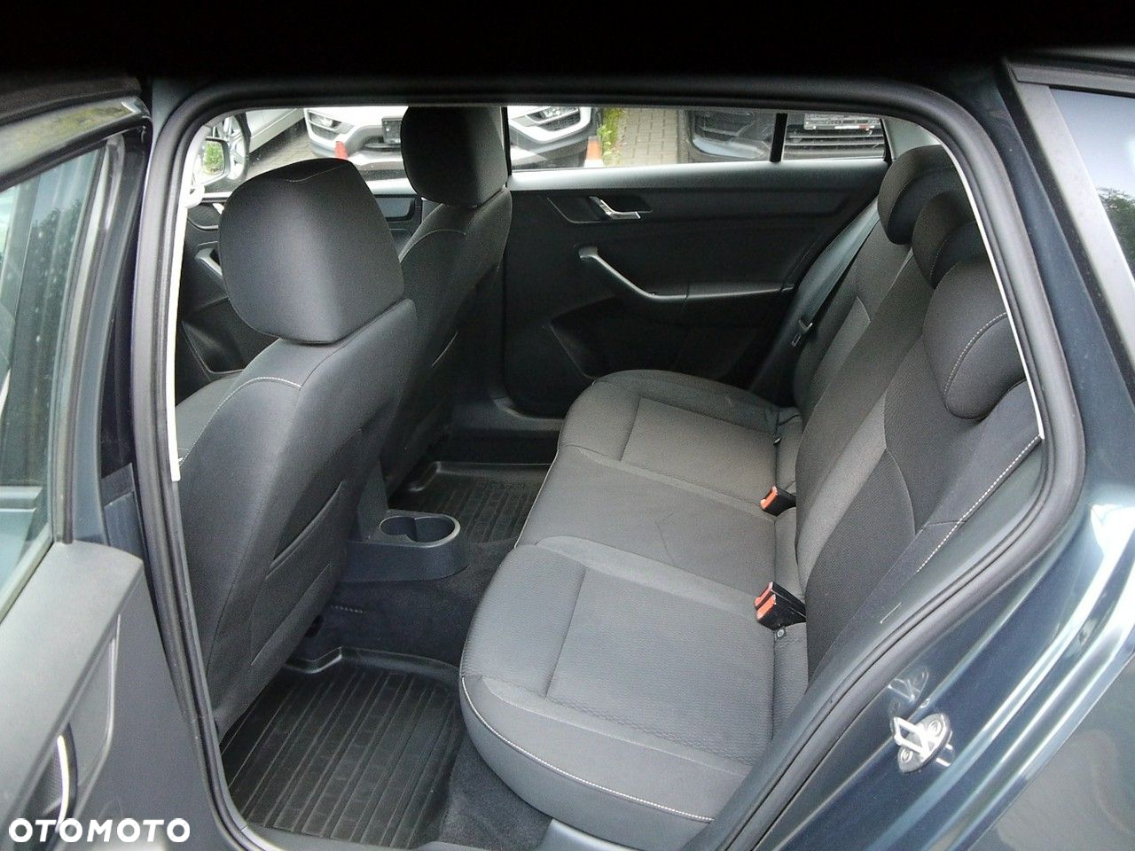 Skoda RAPID 1.4 TDI Active - 18