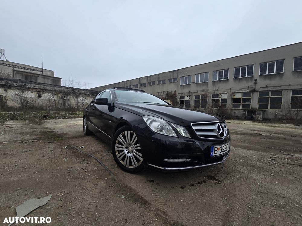 Mercedes-Benz E 250 CGI Coupe BlueEFFICIENCY Automatik Avantgarde - 2