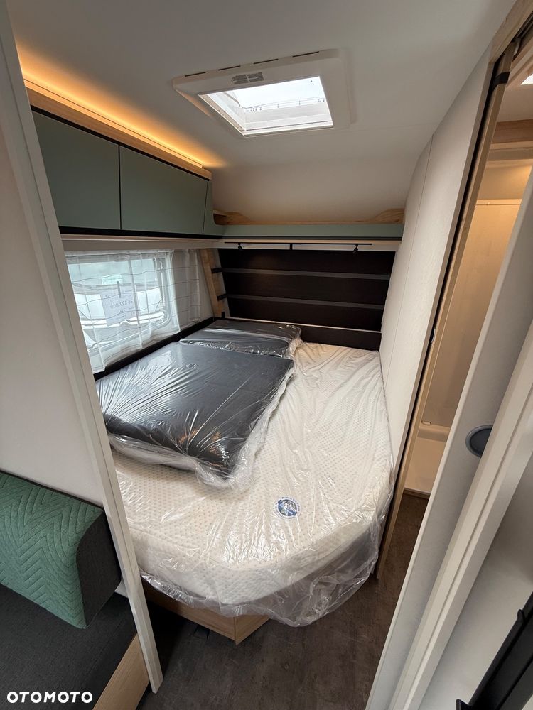 Dethleffs Camper 730 FKR - 14