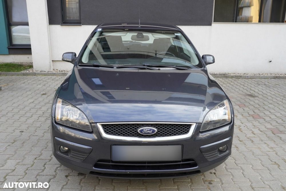 Ford Focus 1.6 Ti-VCT Titanium - 2