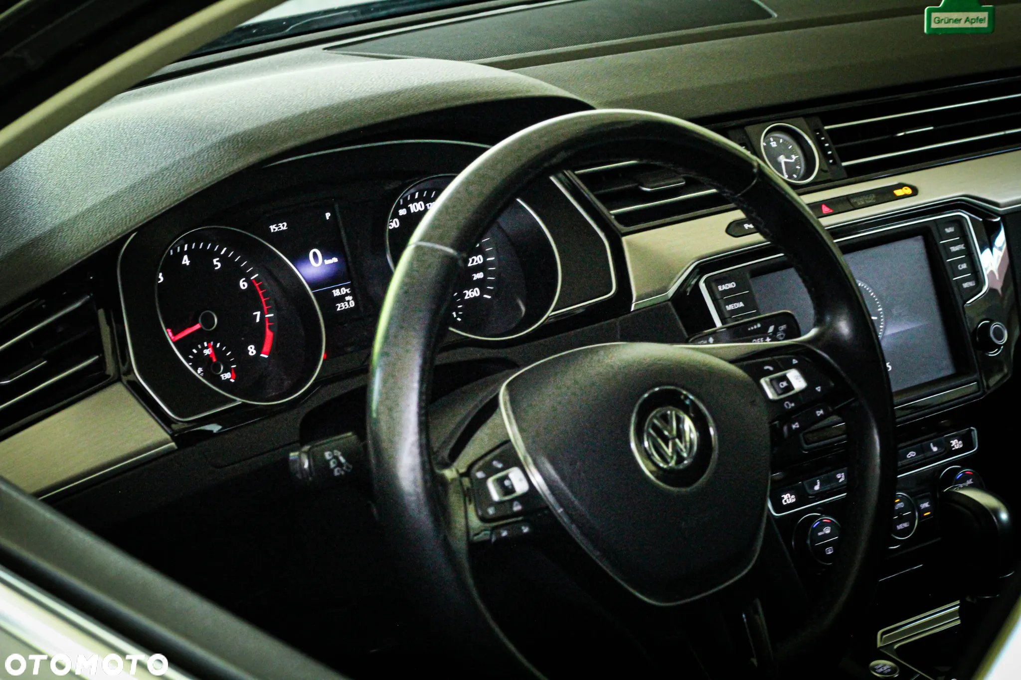 Volkswagen Passat 1.8 TSI BMT Highline DSG - 10