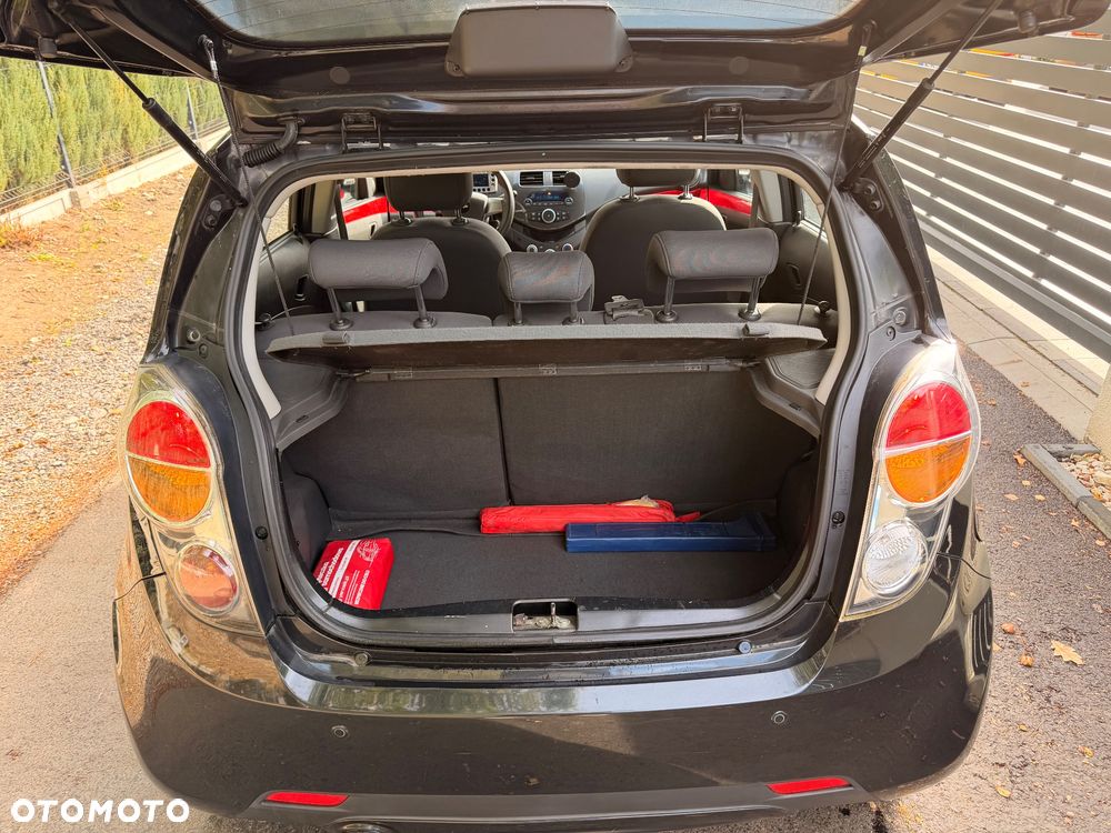 Chevrolet Spark - 23