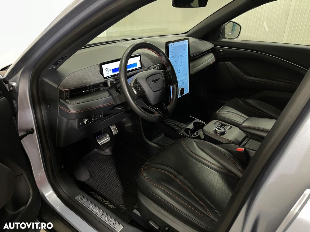 Ford Mustang Mach-E AWD Extended Range 258 kW Premium - 6