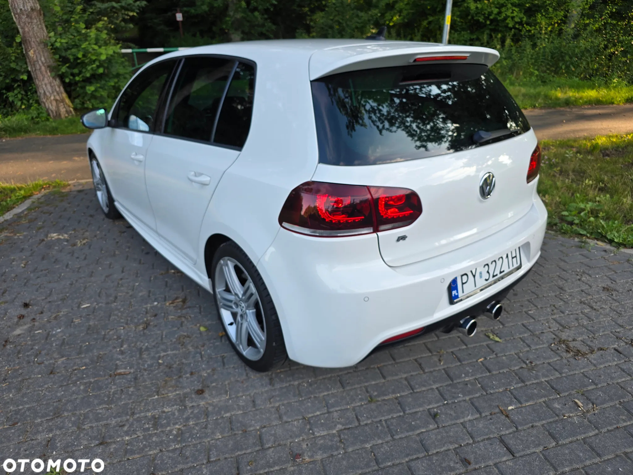 Volkswagen Golf VI 2.0 TSI 4Mot R DSG - 16
