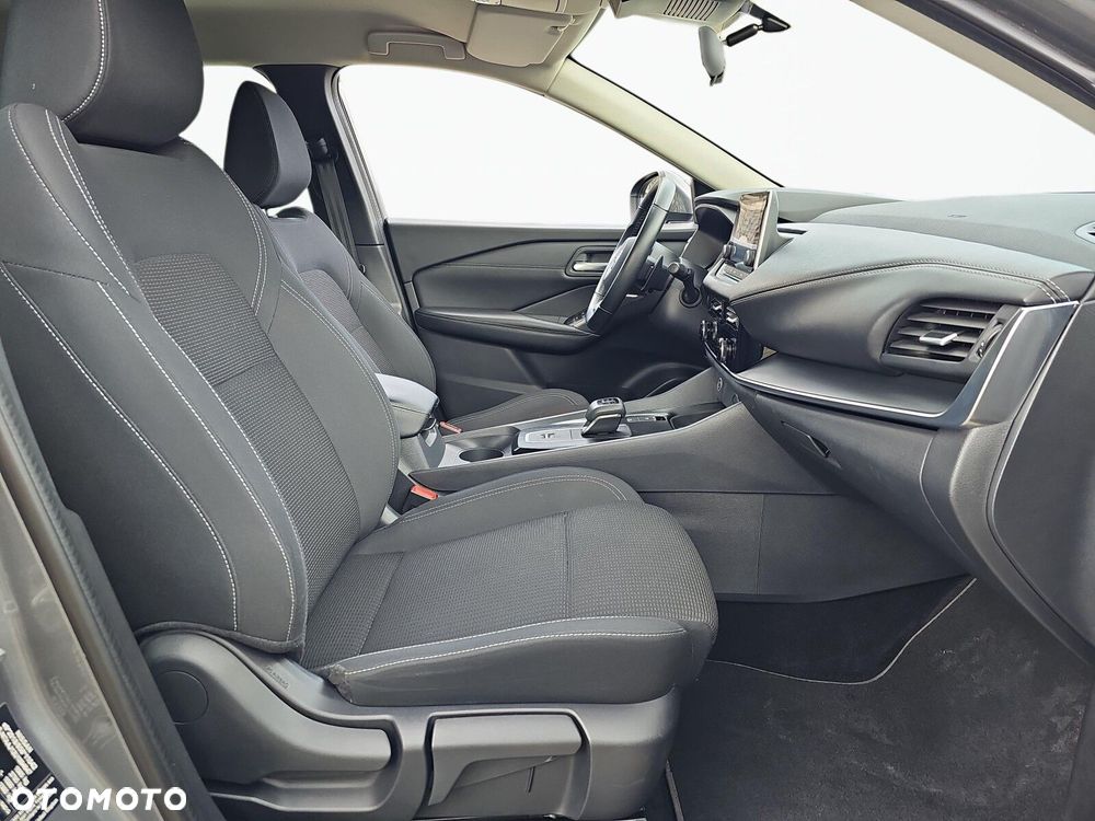 Nissan Qashqai - 16