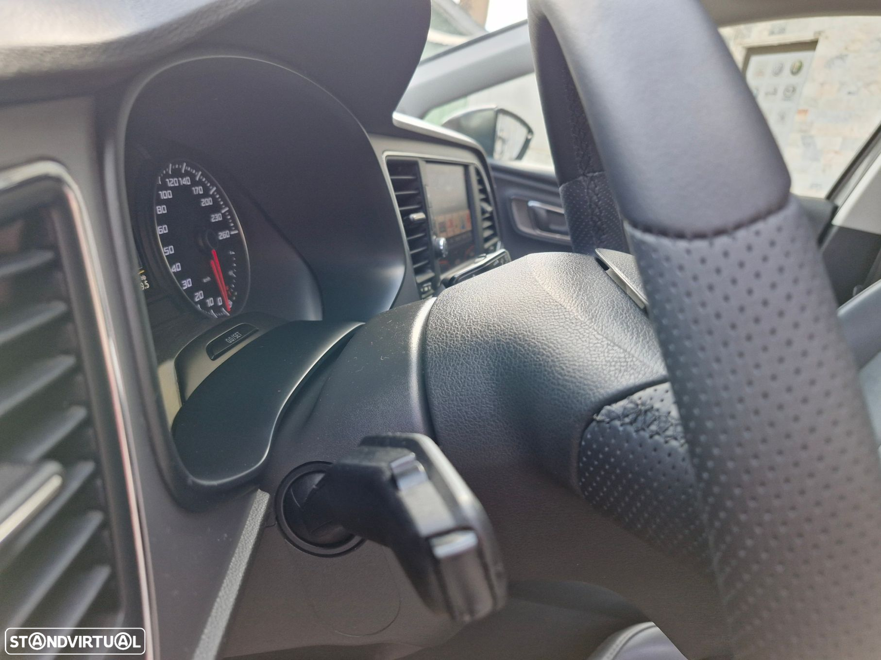 SEAT Leon ST 1.6 TDI Xcellence S/S - 33