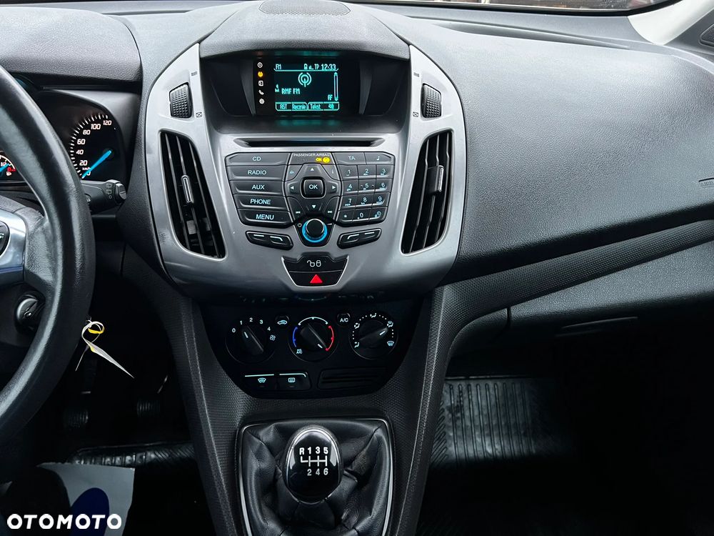 Ford Transit Connect - 6