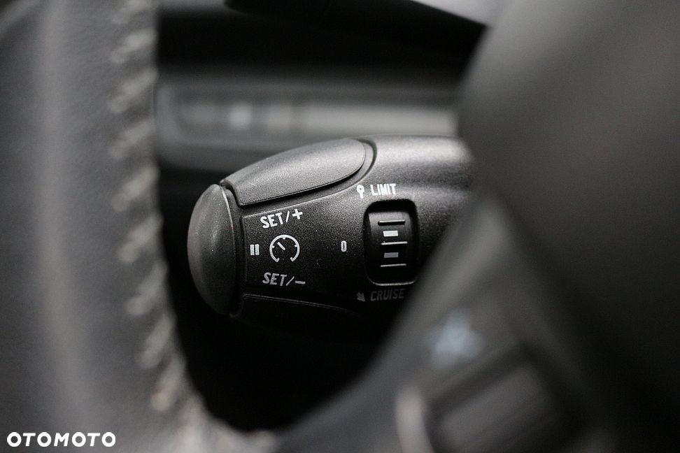 Peugeot 2008 1.6 VTi Active - 29