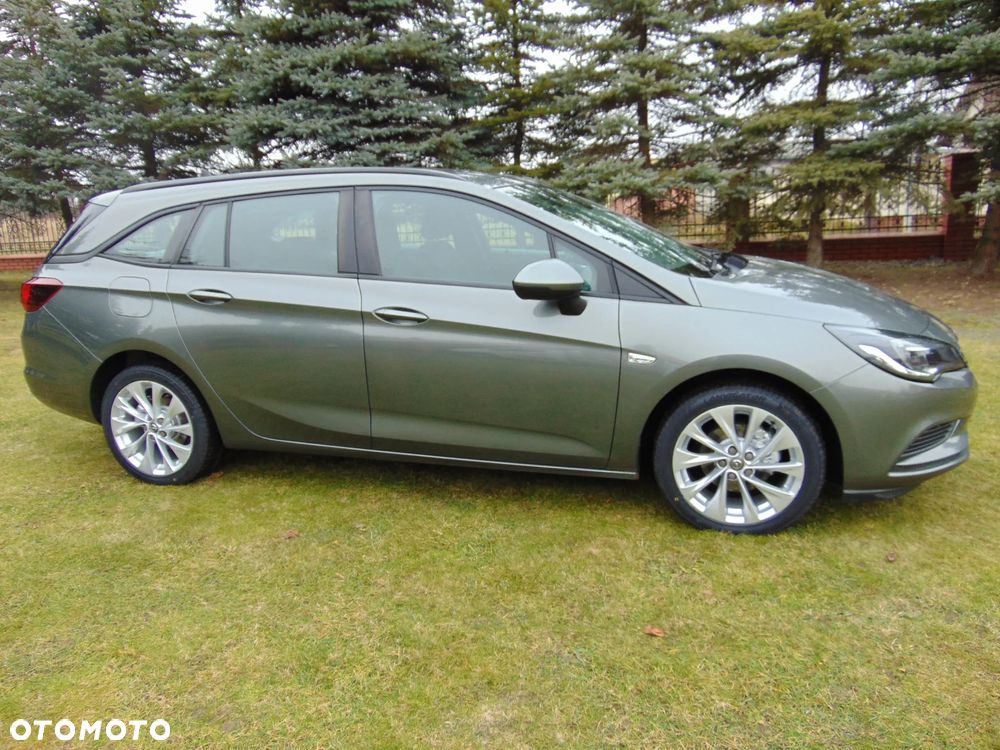 Opel Astra 1.4 Turbo Innovation - 15