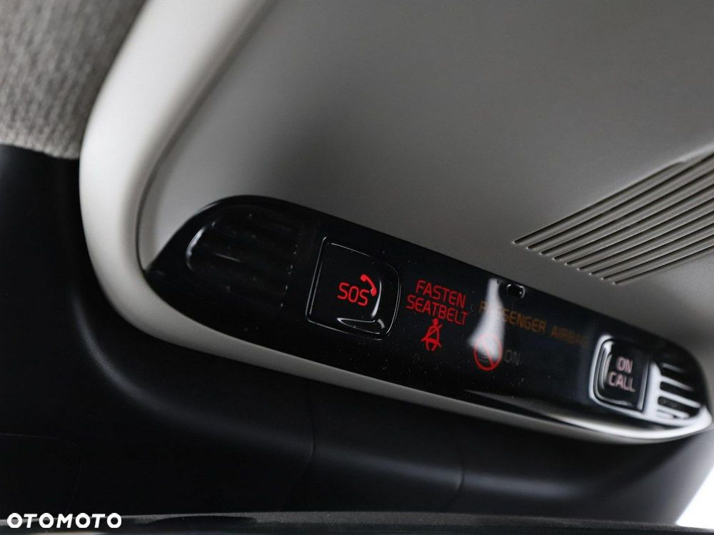 Volvo XC 40 T4 Recharge DKG Inscription Expression - 37