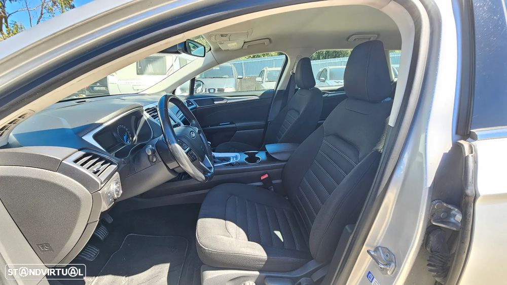Ford Mondeo SW 1.5 TDCi Titanium - 11