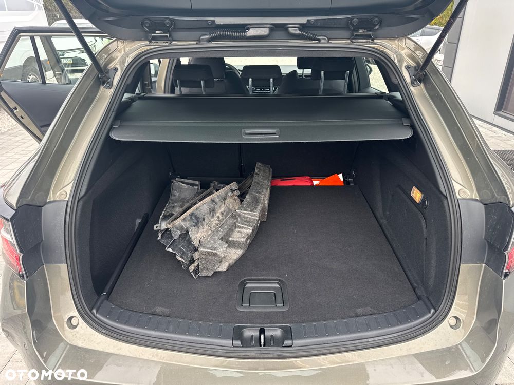 Toyota Corolla 2.0 Hybrid Comfort - 31