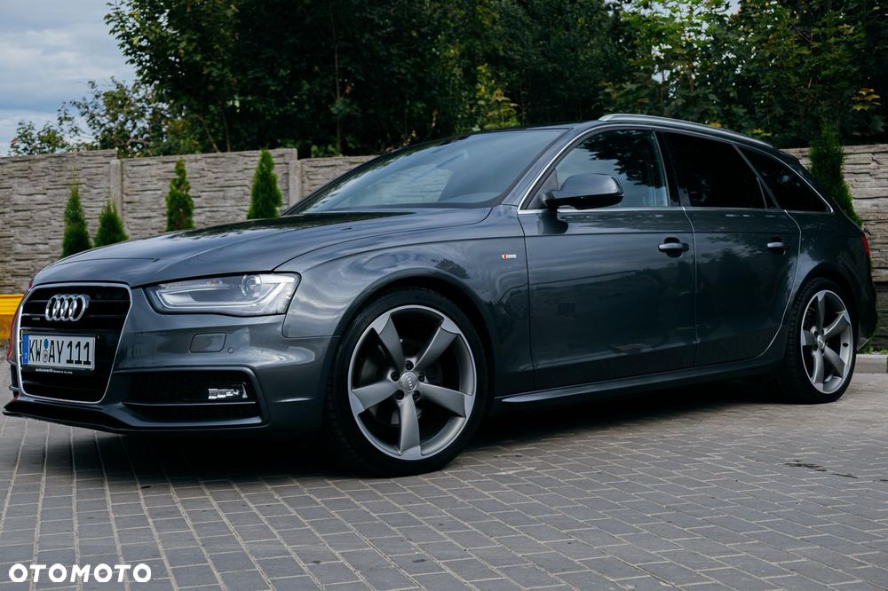 Audi A4 Avant 2.0 TDI DPF quattro S tronic S line Sportpaket - 2