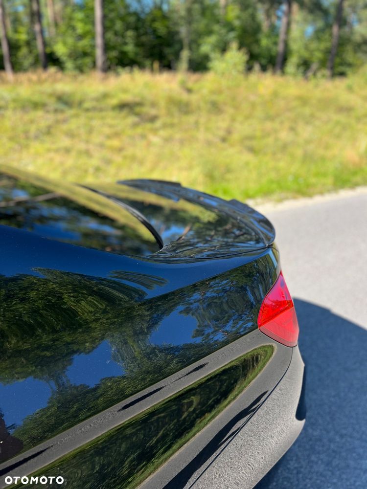 BMW Seria 3 320d Efficient Dynamics Sport Line - 15