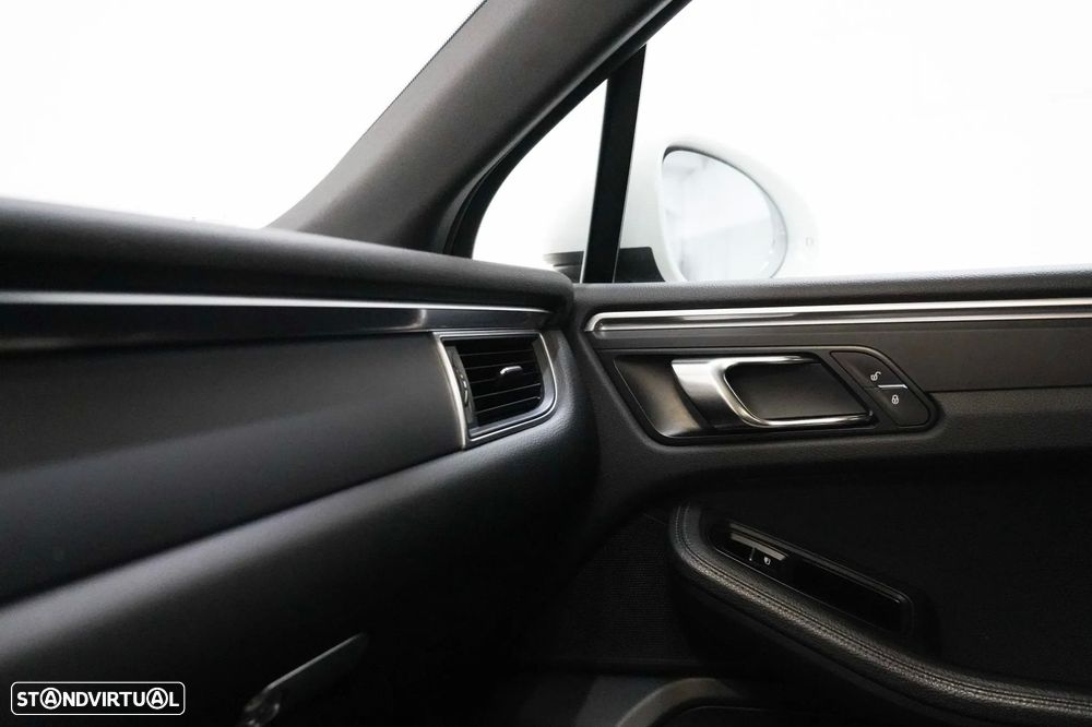 Porsche Macan - 19