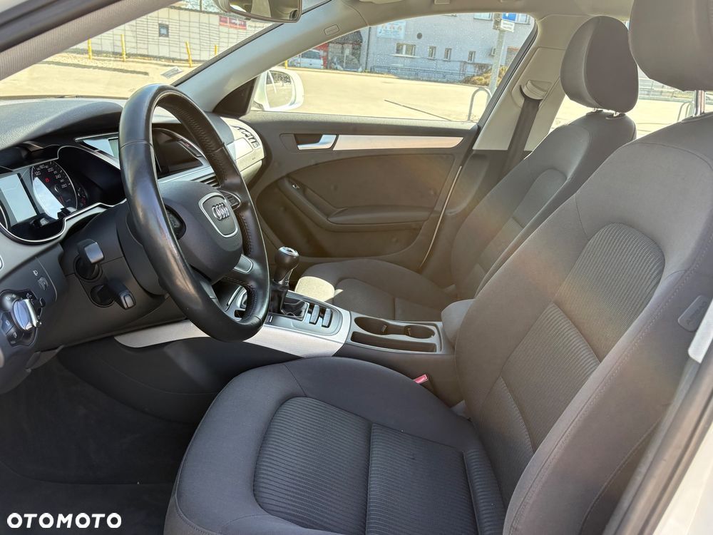 Audi A4 Limousine 1.8 TFSI Attraction - 23