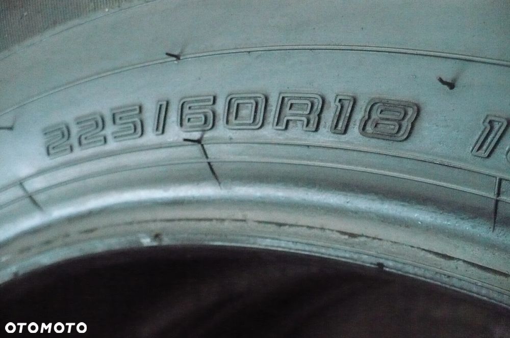 2x DUNLOP Grandtrek PT30 225/60R18 5,7mm 2020 - 2