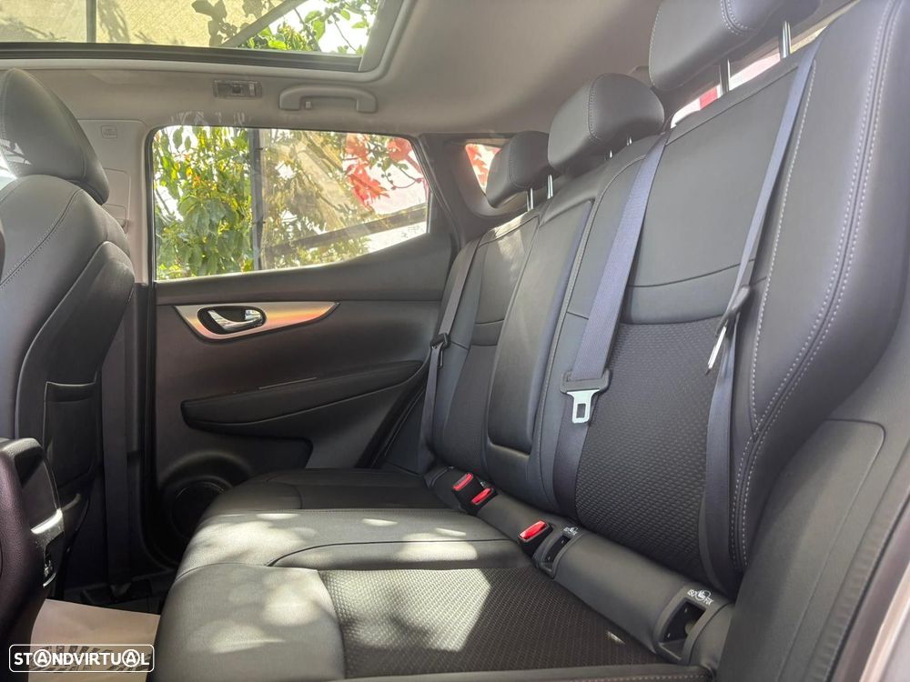 Nissan Qashqai 1.5 dCi Tekna+ DCT - 45