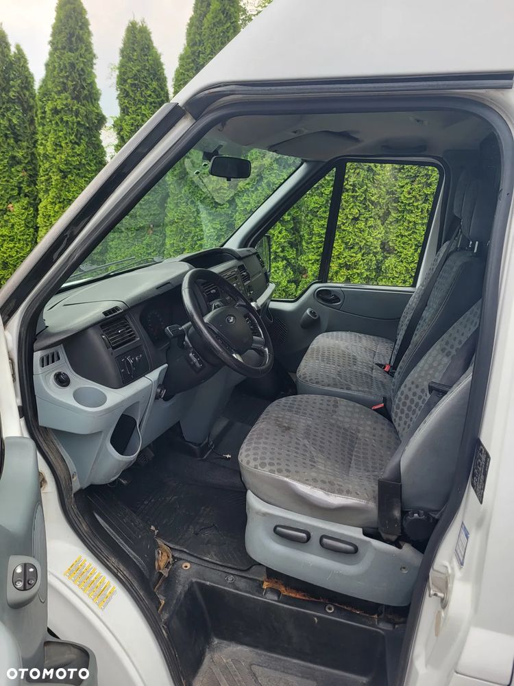 Ford TRANSIT 4X4 - 13