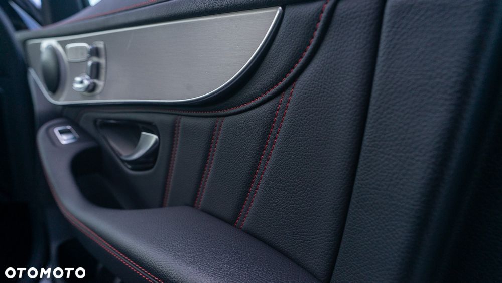 Mercedes-Benz GLC AMG 43 4Matic AMG Speedshift TCT 9G - 32