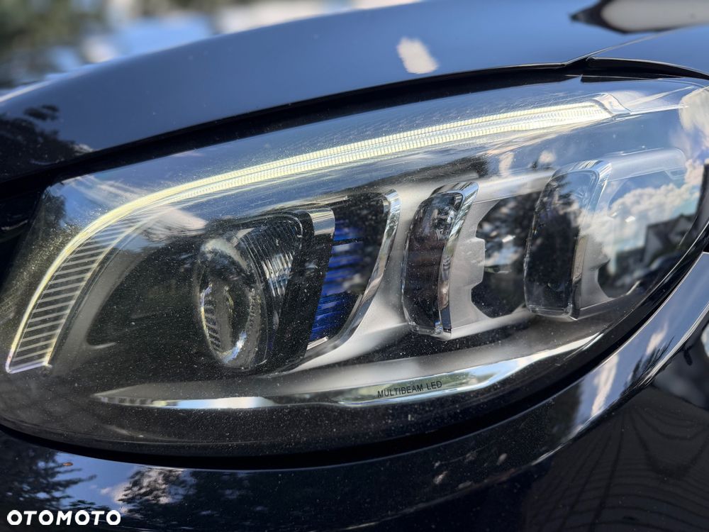 Mercedes-Benz Klasa C 300 d 4MATIC 9G-TRONIC - 8