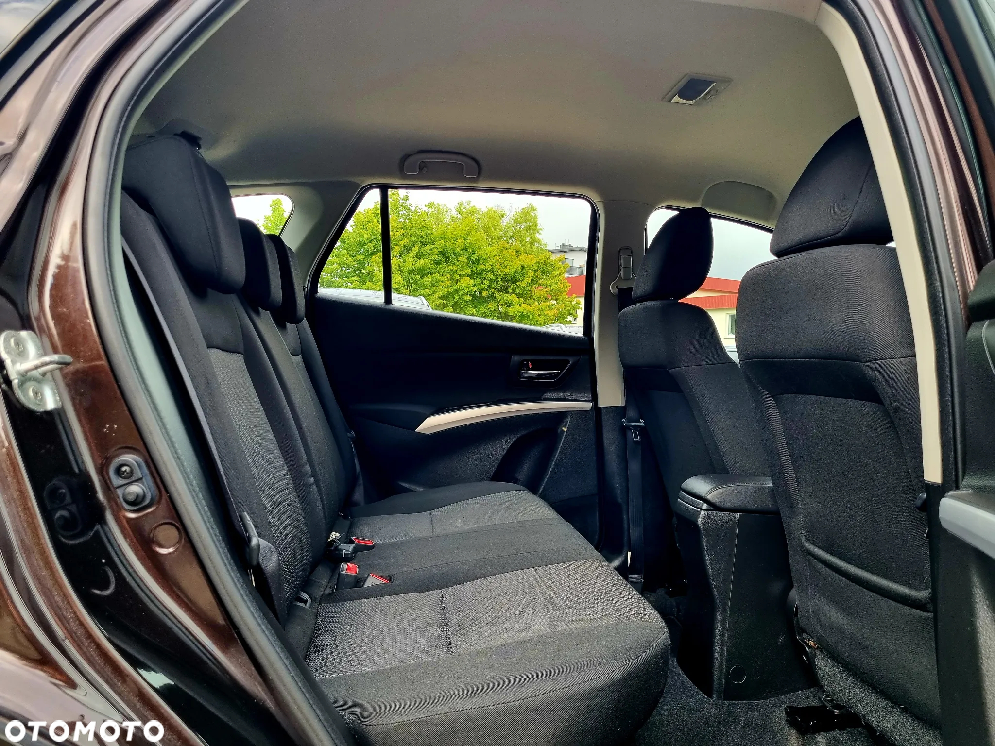 Suzuki SX4 S-Cross 1.6 Comfort - 12
