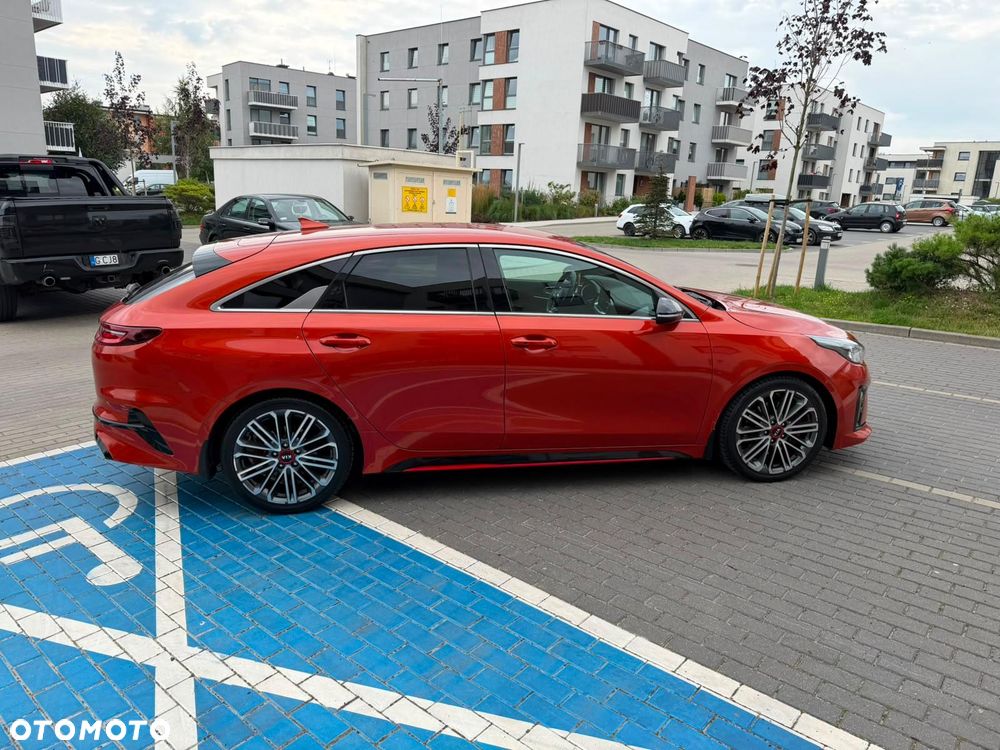 Kia ProCeed - 6