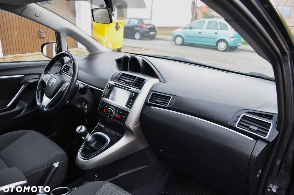 Toyota Verso 1.6 D-4D 5-Sitzer Start/Stop Comfort - 27