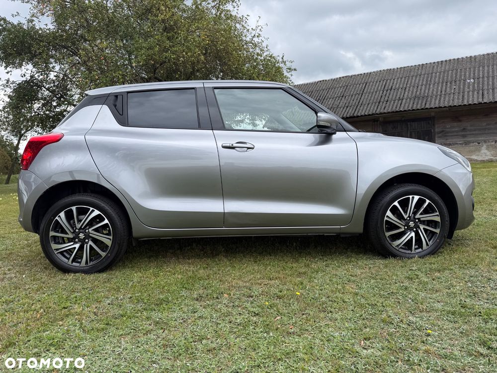 Suzuki Swift 1.2 Dualjet SHVS Premium Plus - 4