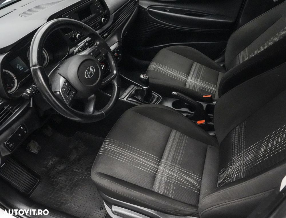 Hyundai i20 1.2 L 84CP 5DR Comfort - 11