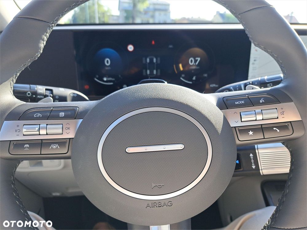 Hyundai Kona - 16
