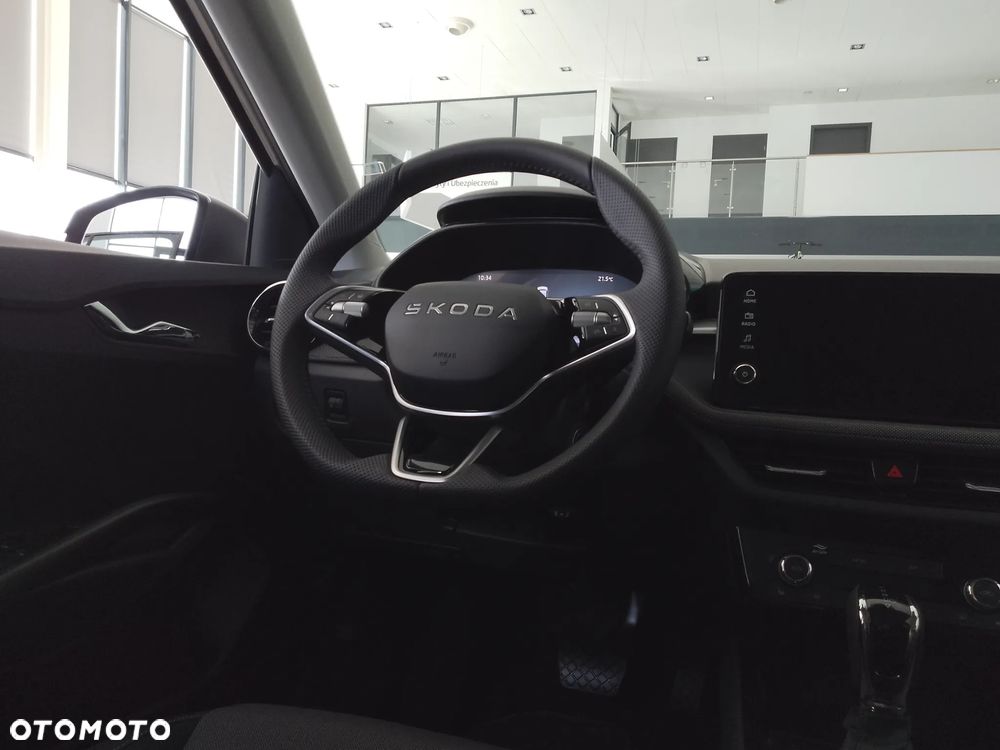 Skoda Fabia 1.0 TSI Drive DSG - 9