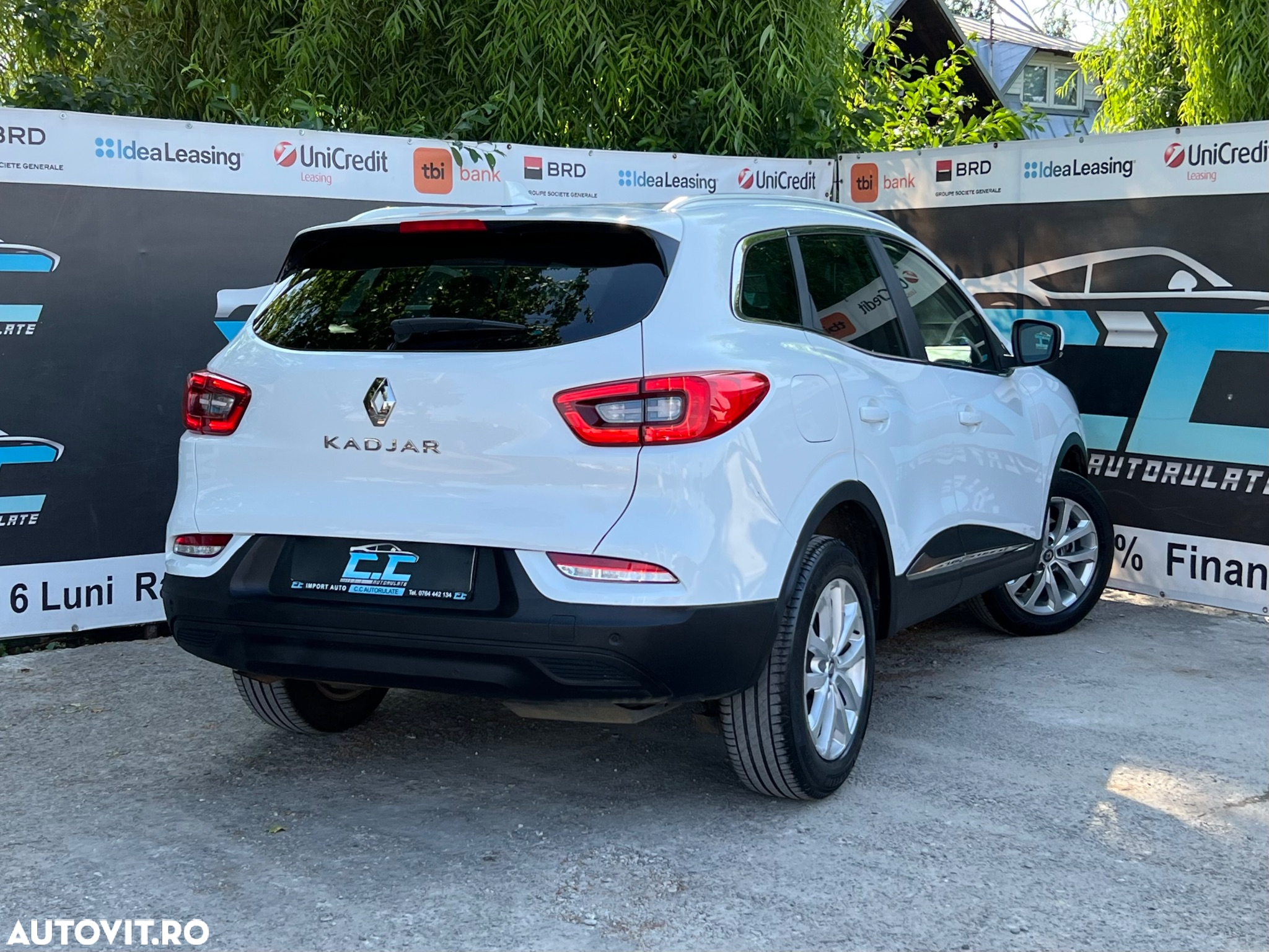 Renault Kadjar BLUE dCi 115 BUSINESS EDITION - 4