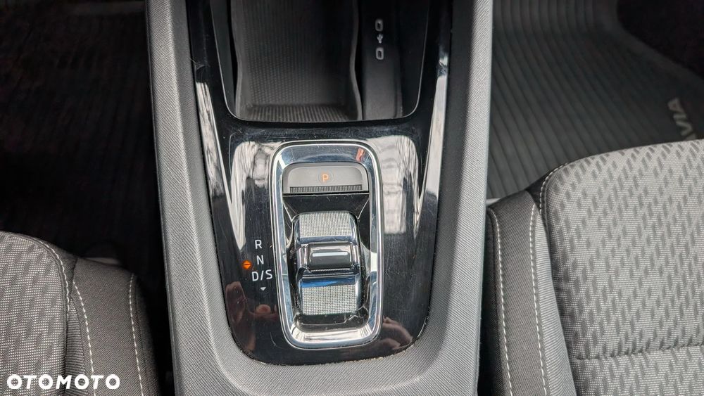 Skoda Octavia 2.0 TDI SCR Style DSG - 12