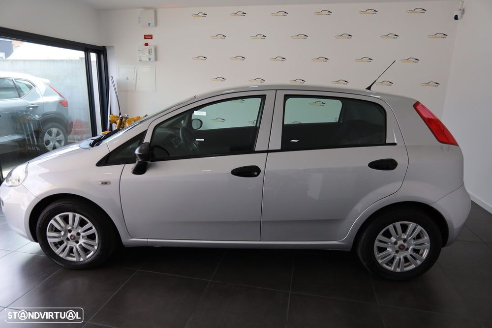 Fiat Punto 1.3 M-Jet Lounge S&S - 4