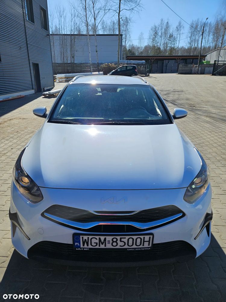 Kia Ceed 1.5 T-GDI M - 3