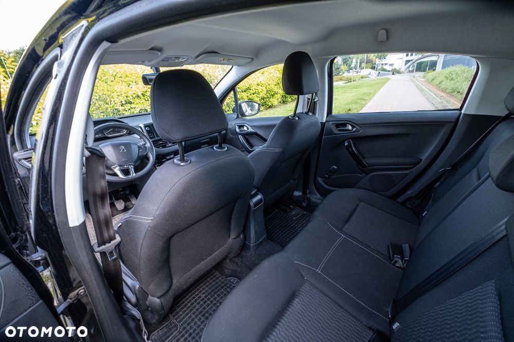 Peugeot 208 1.2 PureTech GPF Active S&S - 5