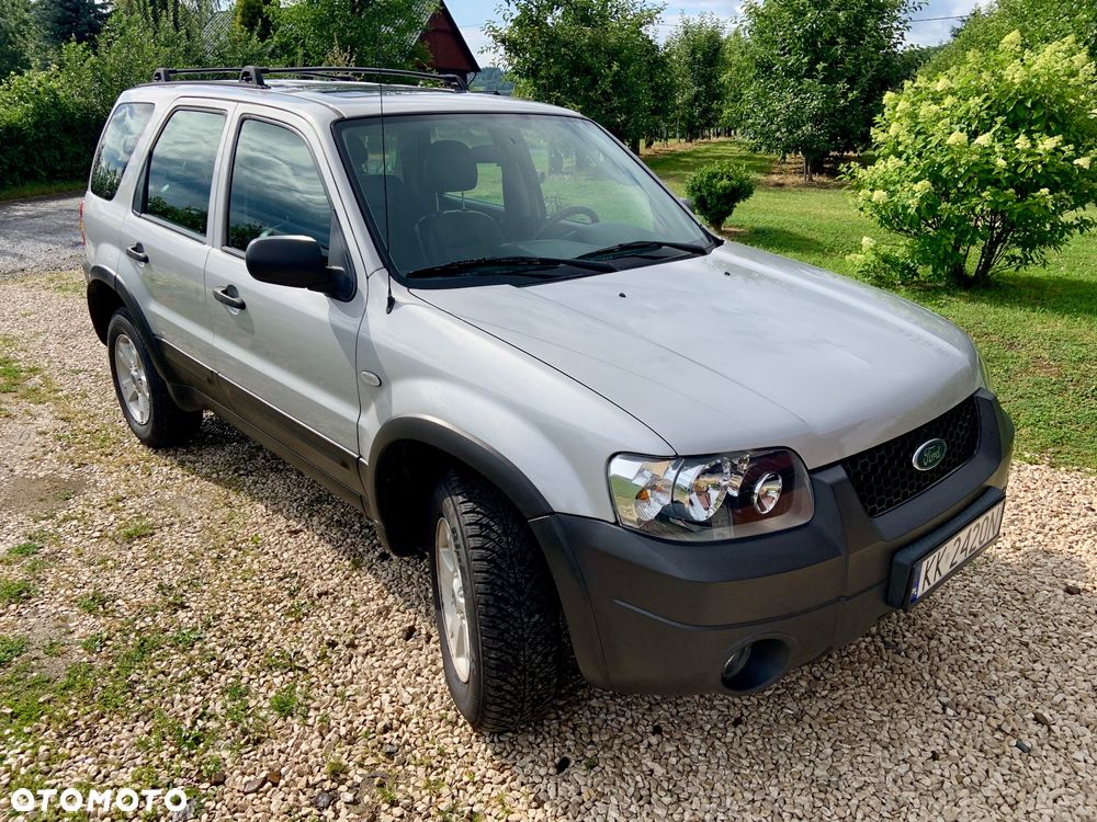 Ford Maverick - 2