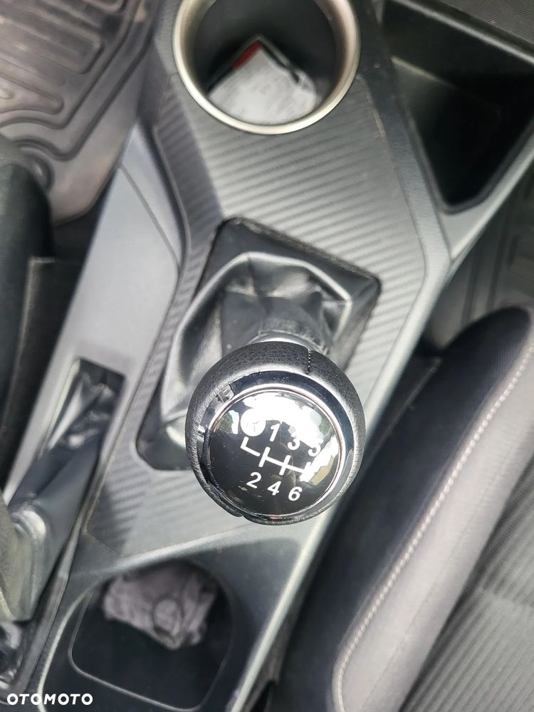 Toyota RAV4 2.0 D-4D Premium - 15