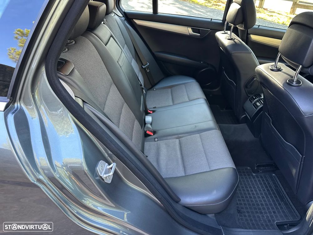 Mercedes-Benz C 220 Station CDI DPF (BlueEFFICIENCY) Avantgarde - 28