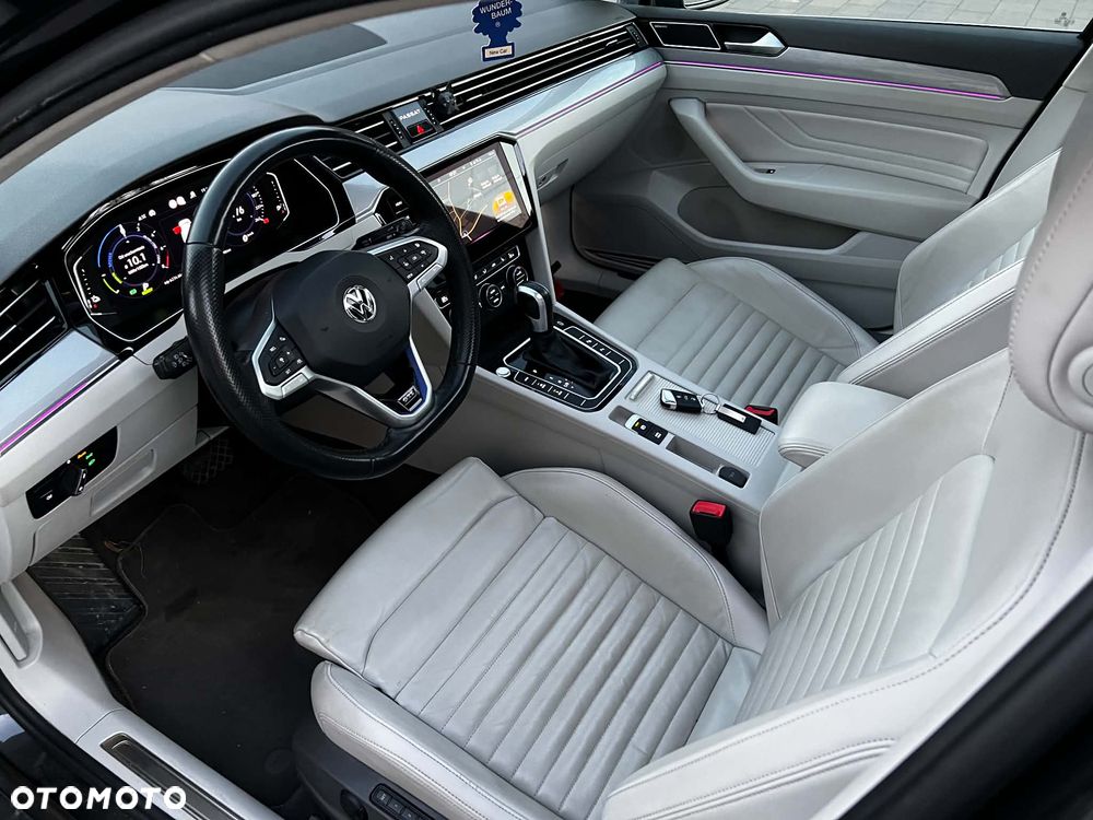 Volkswagen Passat 1.4 TSI Plug-In-Hybrid GTE - 17