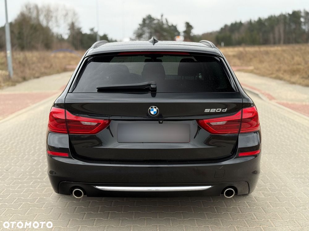 BMW Seria 5 520d Luxury Line - 6