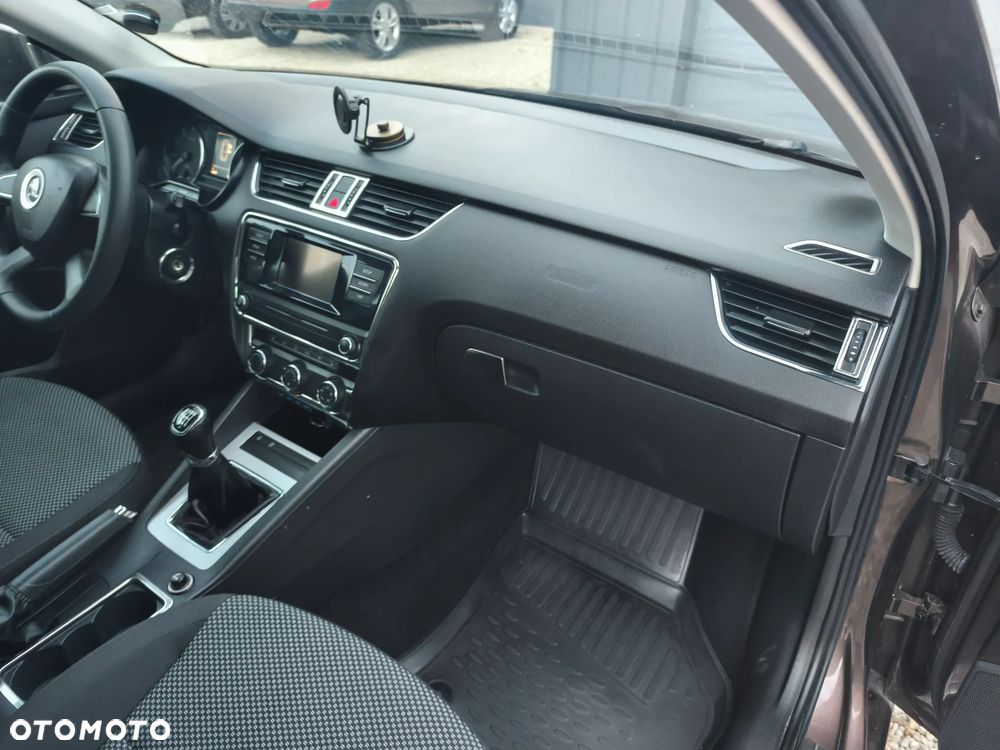 Skoda Octavia - 16