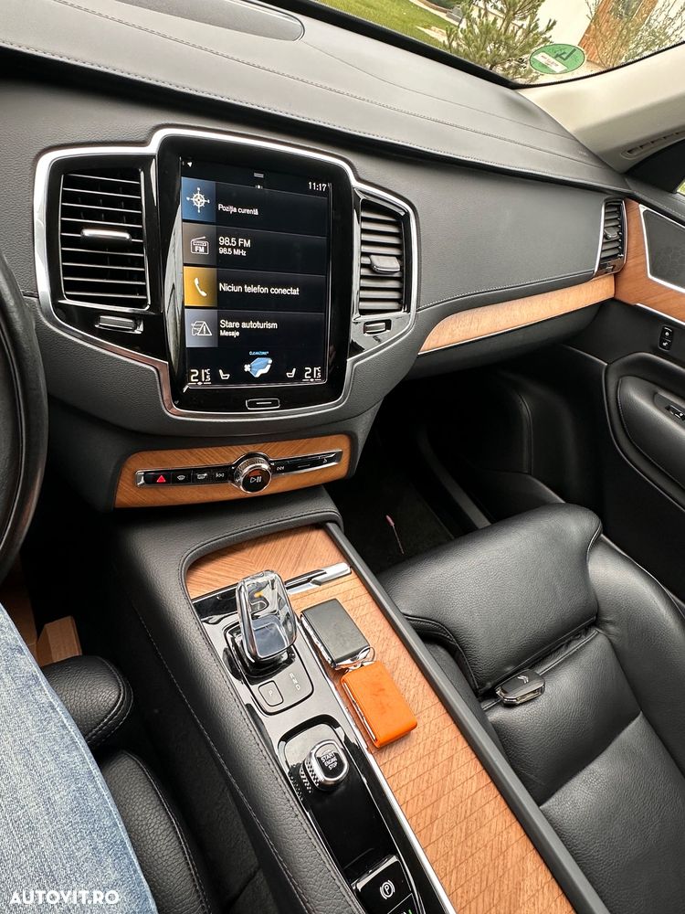 Volvo XC 90 - 18