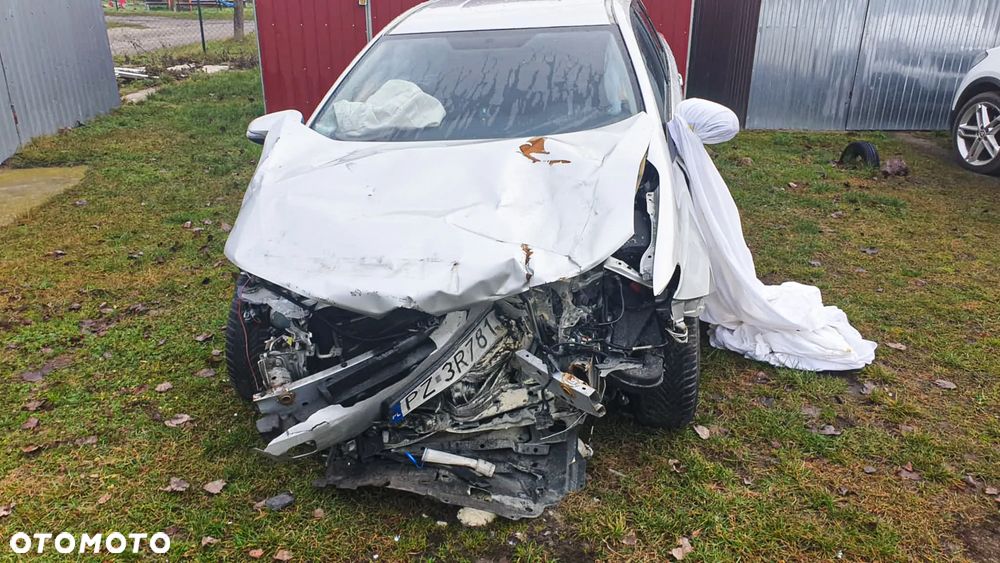 Toyota Auris 1.6 Premium - 7