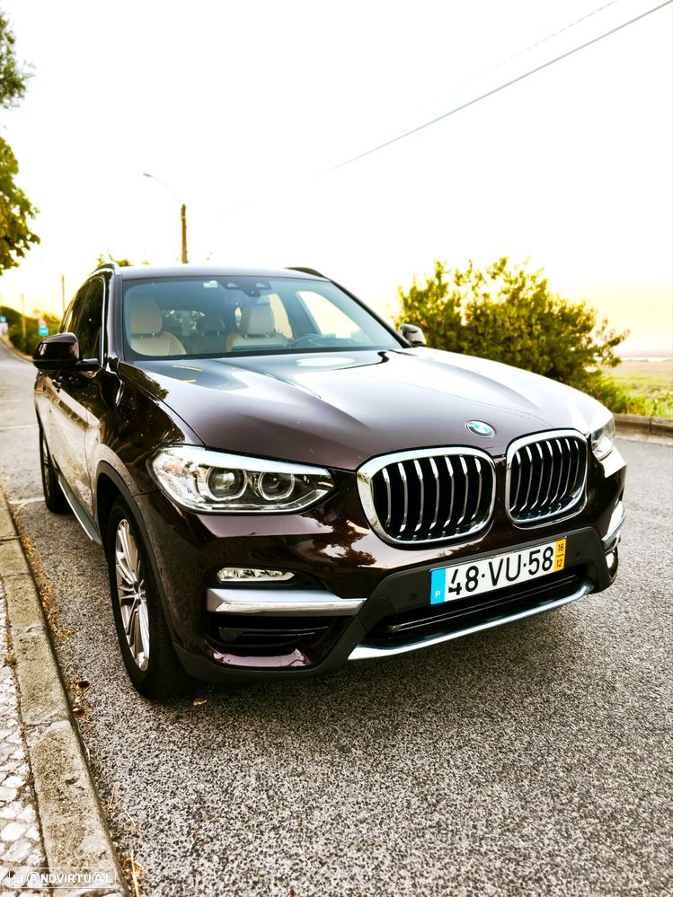 BMW X3 20 d xDrive Line Luxury - 1