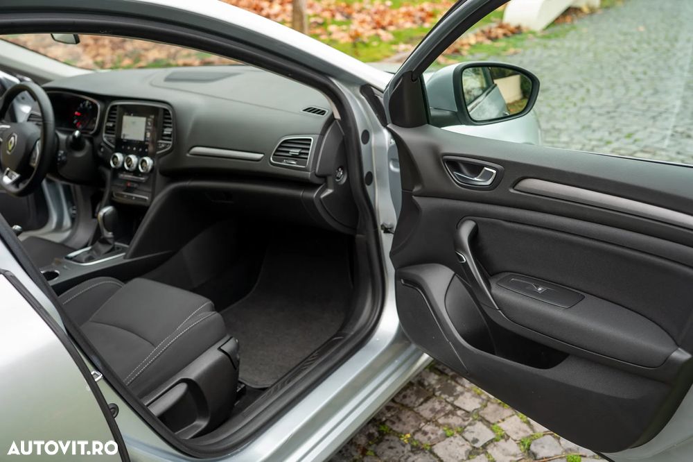 Renault Megane BLUE dCi EDC Limited - 19